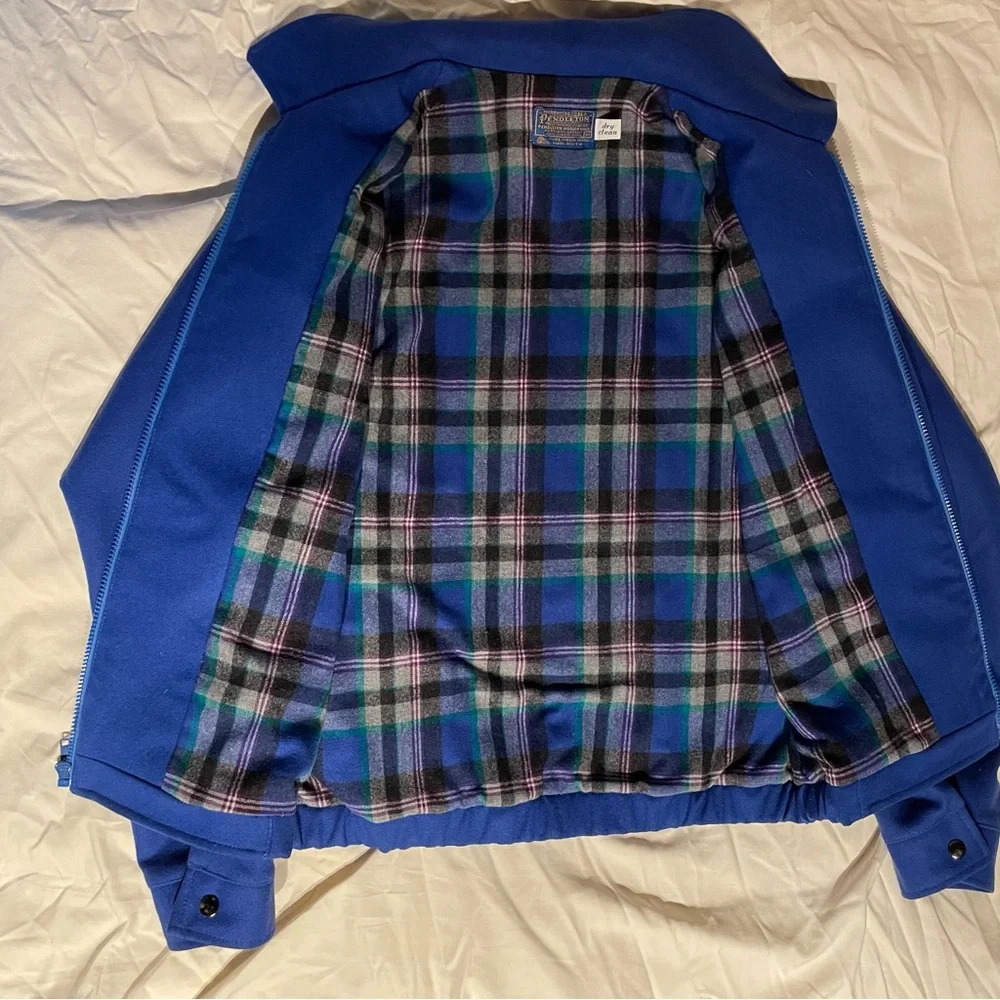 Blue Men’s Pendleton jacket - Picture 3 of 5